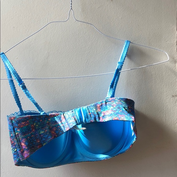 patterned bra - Picture 5 of 5